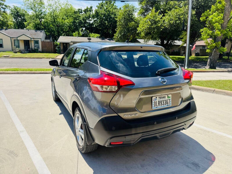 2020 Nissan Kicks S