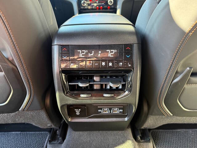 2022 Jeep Grand Cherokee Summit Reserve