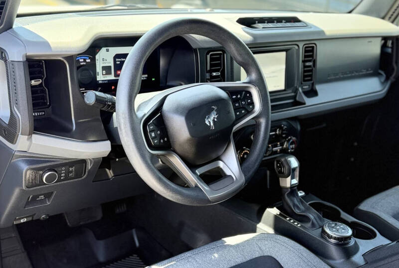 2022 Ford Bronco Base Advanced