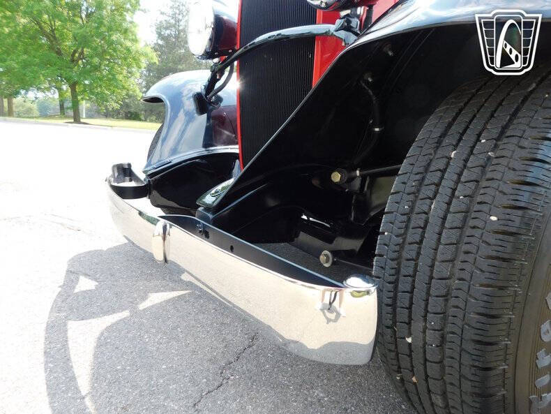 1933 Chevrolet Apache