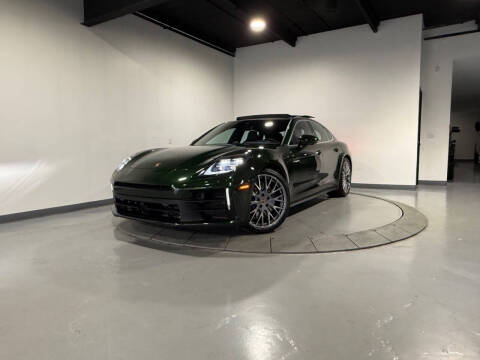 2025 Porsche Panamera 4 E-Hybrid