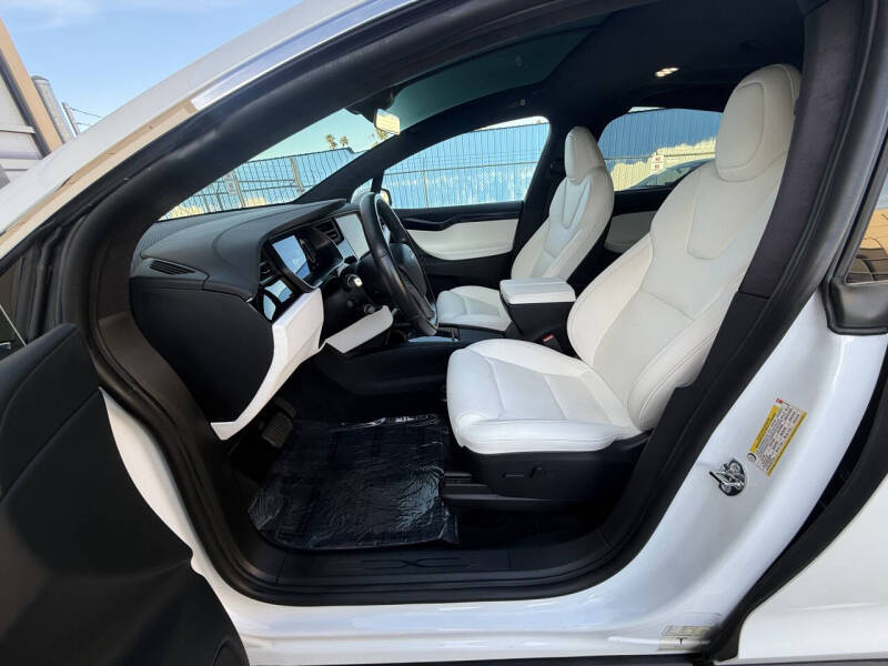 2020 Tesla Model X Long Range Plus