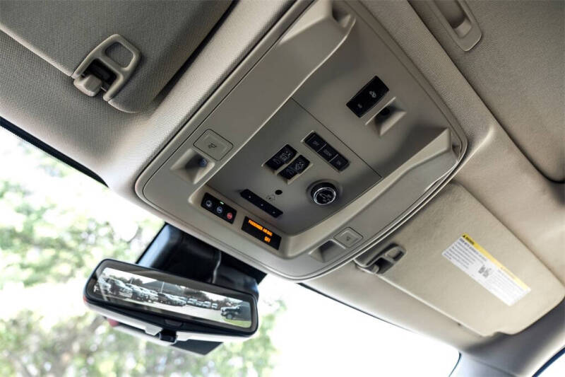 2020 Cadillac Escalade ESV Premium Luxury