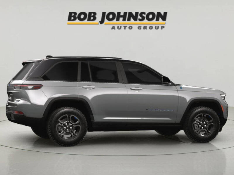 2023 Jeep Grand Cherokee Trailhawk 4xe