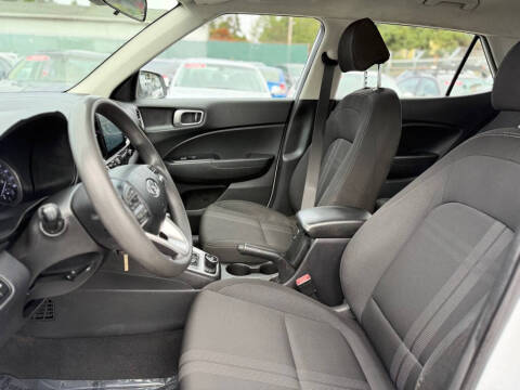 2020 Hyundai Venue SEL