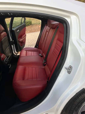 2013 Dodge Charger SXT