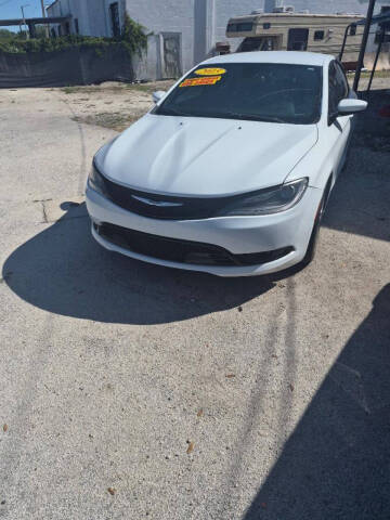 2015 Chrysler 200 S
