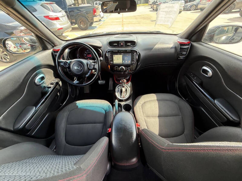 2016 Kia Soul +