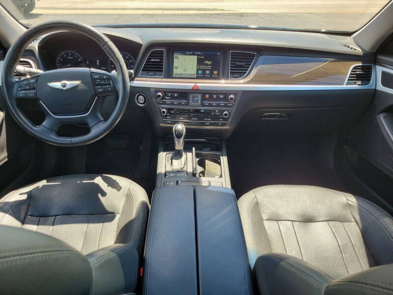 2015 Hyundai Genesis