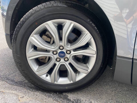 2021 Ford Edge Titanium