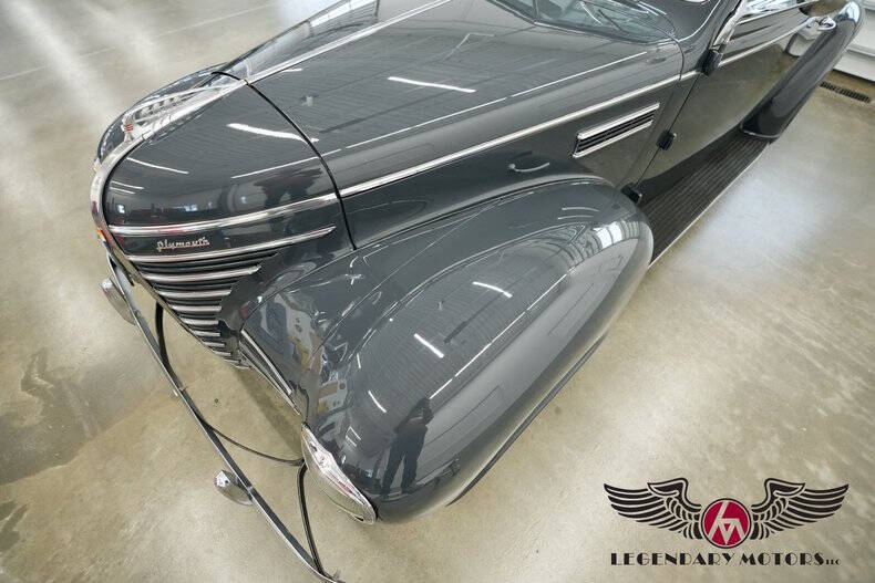 1939 Plymouth P8