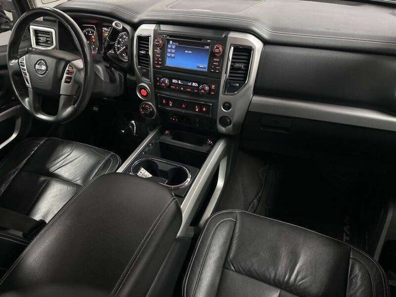 2017 Nissan Titan PRO-4X