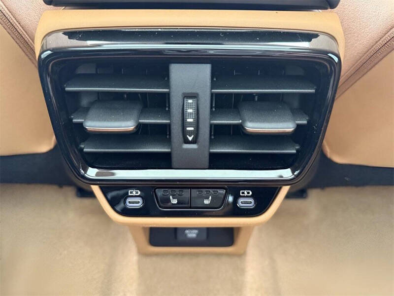 2023 Lexus RZ 450e Luxury