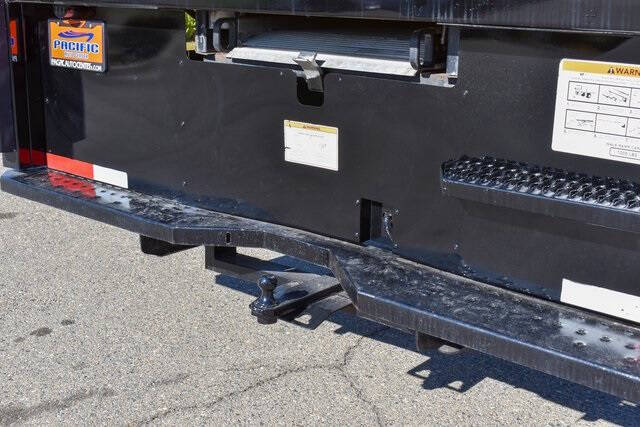 2020 International MV607