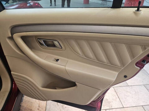 2014 Ford Taurus SEL