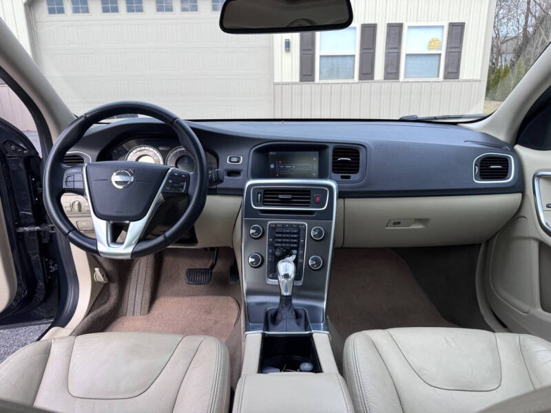 2013 Volvo S60 T5 Premier