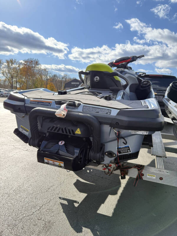 2024 Sea-Doo RXT-X 325