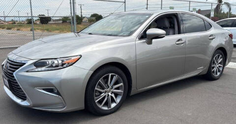 2018 Lexus ES 300h