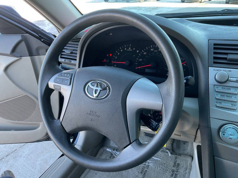 2009 Toyota Camry LE