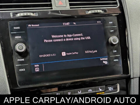 2019 Volkswagen Golf R 4Motion