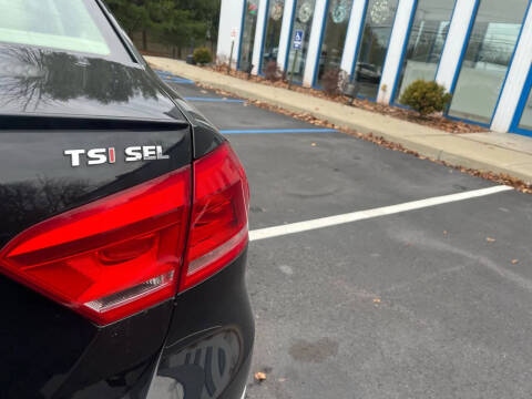 2015 Volkswagen Passat 1.8T SEL Premium