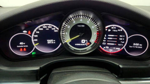 2022 Porsche Panamera 4 E-Hybrid Platinum Edition