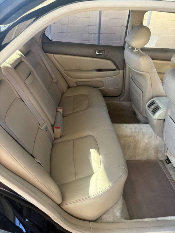 1995 Lexus LS 400