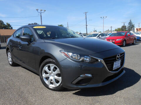 2015 Mazda MAZDA3 for sale at McKenna Motors in Union Gap WA