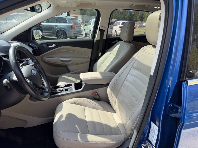 2019 Ford Escape Titanium