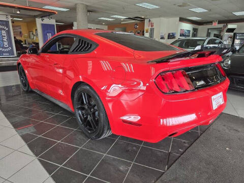 2017 Ford Mustang V6