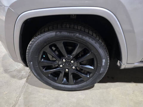 2017 Jeep Grand Cherokee Altitude