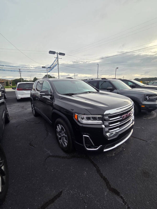 2023 GMC Acadia SLT