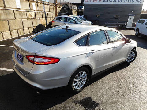 2015 Ford Fusion S