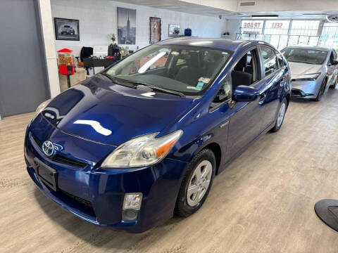 2010 Toyota Prius for sale at SANAA AUTO SALES LLC in Englewood CO