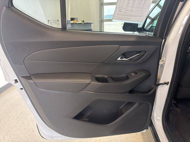 2022 Chevrolet Traverse LT Leather
