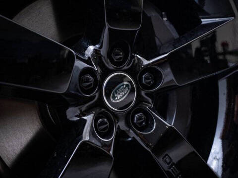 2025 Land Rover Defender 110 P500 X-Dynamic SE