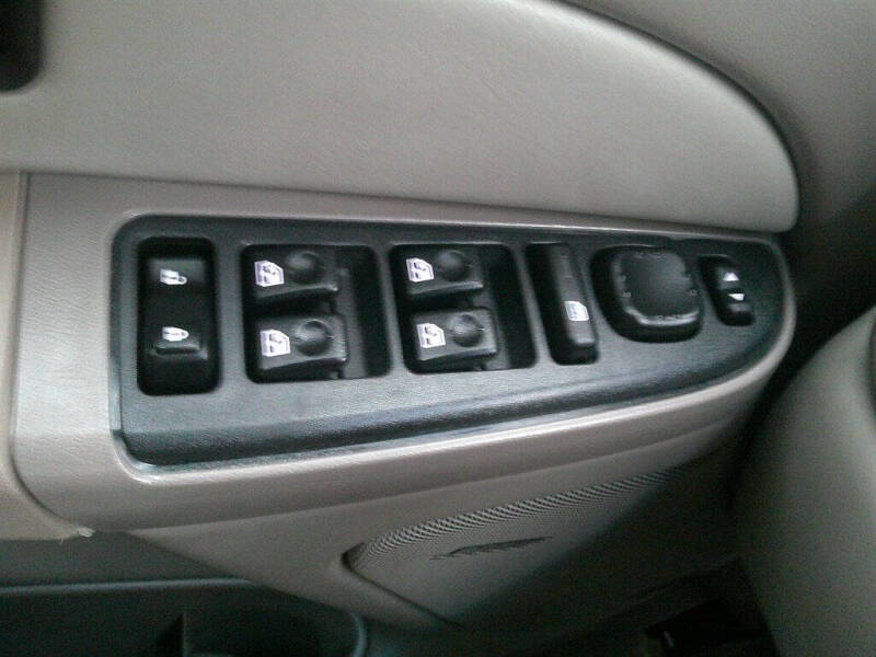 2003 Chevrolet Tahoe LS