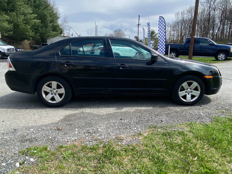 Used 2009 Ford Fusion SE with VIN 3FAHP07129R172286 for sale in Montgomery, NY