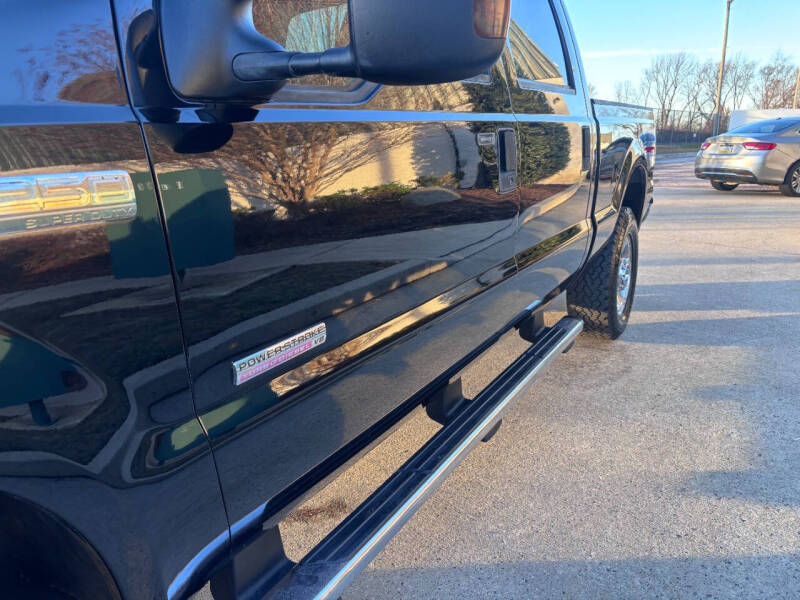 2005 Ford F-250 Super Duty Lariat photo 20