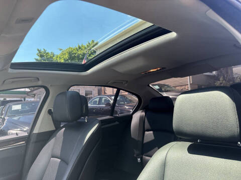 2013 BMW 5 Series 528i xDrive