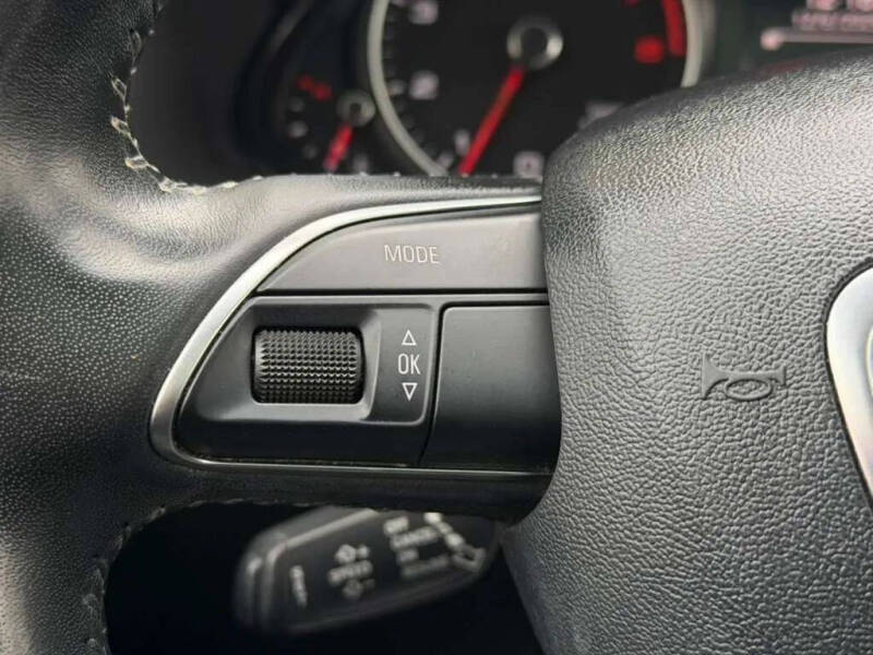 2016 Audi Q5 2.0T quattro Premium Plus