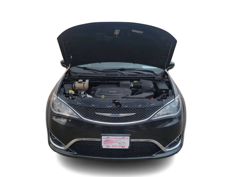 2019 Chrysler Pacifica Touring L