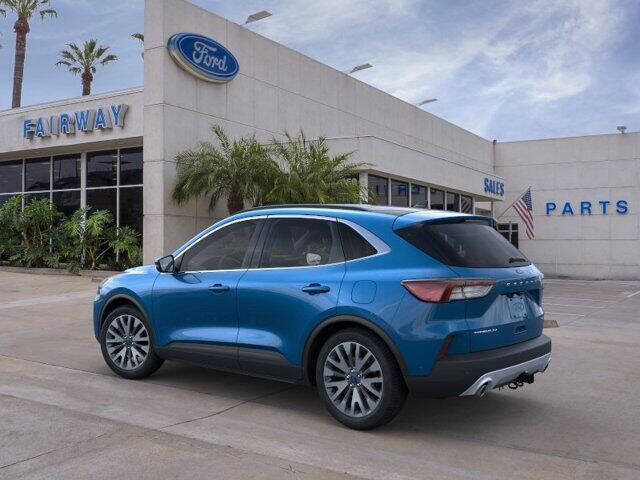 2022 Ford Escape Titanium