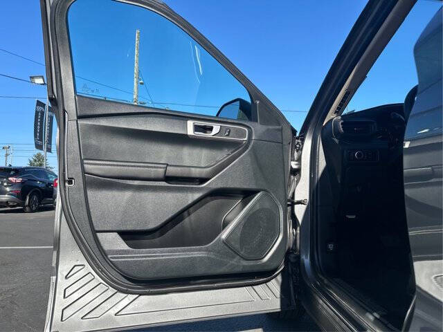 2023 Ford Explorer