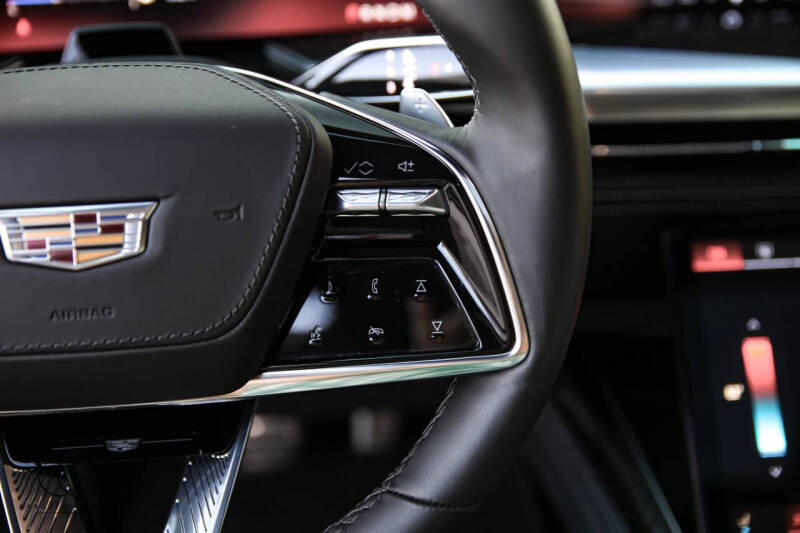 2025 Cadillac Escalade-V
