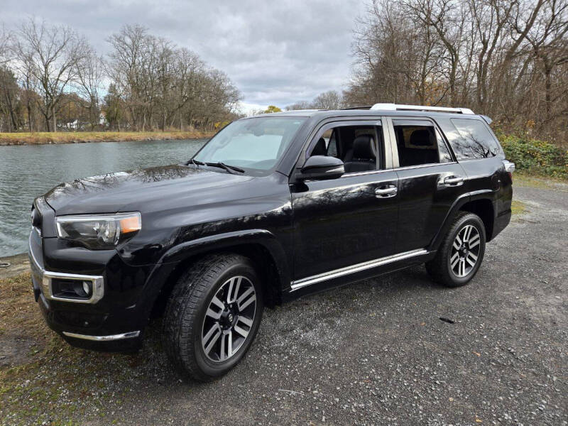 2015 Toyota 4Runner Limited photo 4