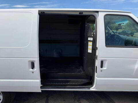 2008 Ford E-Series E-250