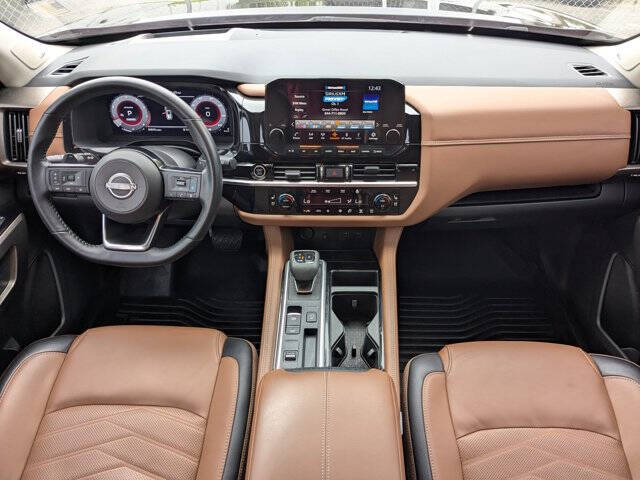 2024 Nissan Pathfinder Platinum