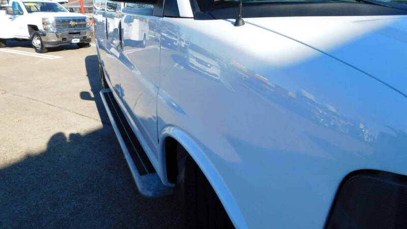 2024 GMC Savana 2500