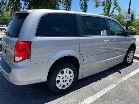 2017 Dodge Grand Caravan SE